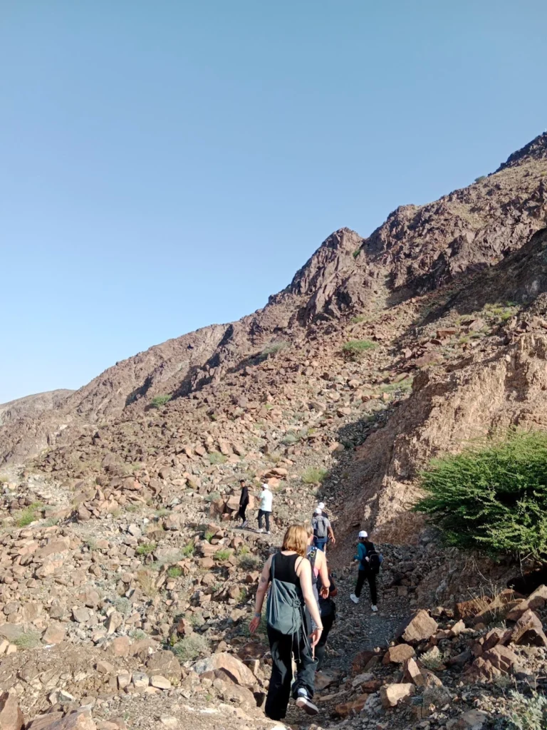 wadi shawka visitors