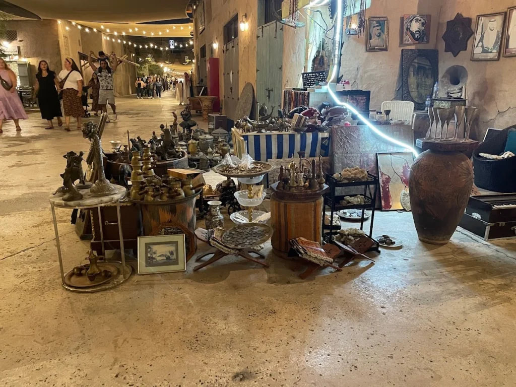 old souk dubai hours