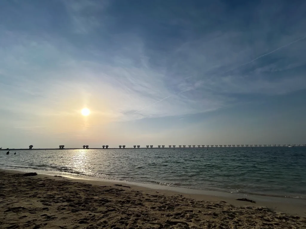 jebel ali public beach best time to visit