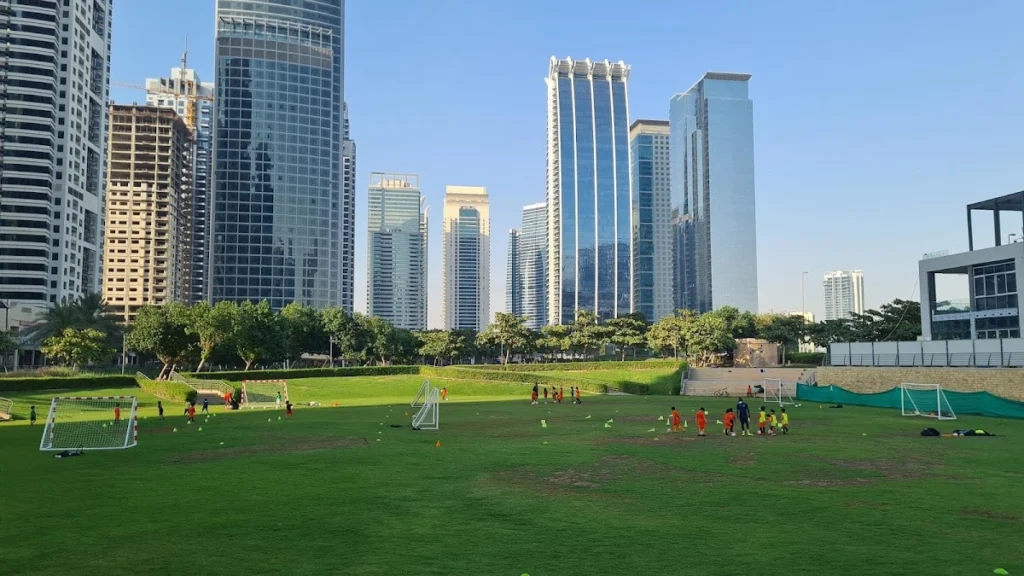 Why is Jumeirah Lakes Towers Park Worth Visiting