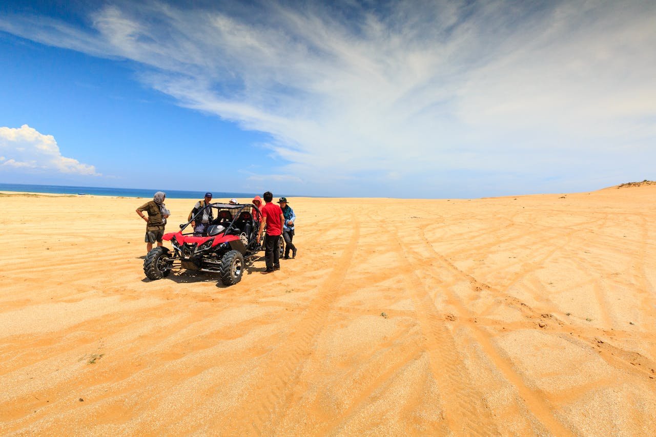 Dubai dune buggy tour with scenic photo stops