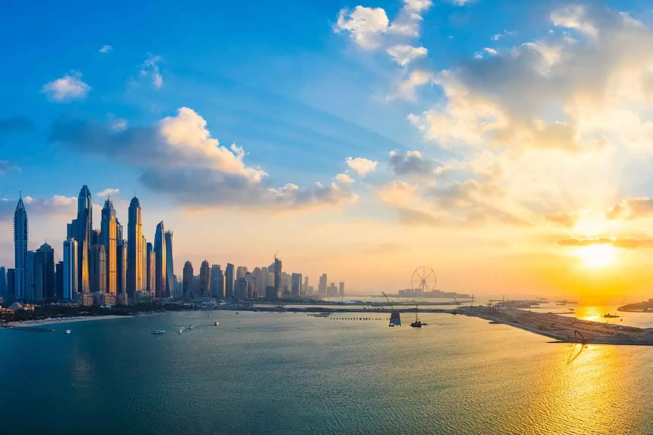 Distance from Dubai Marina to Lahbab desert for dune buggy safari tour